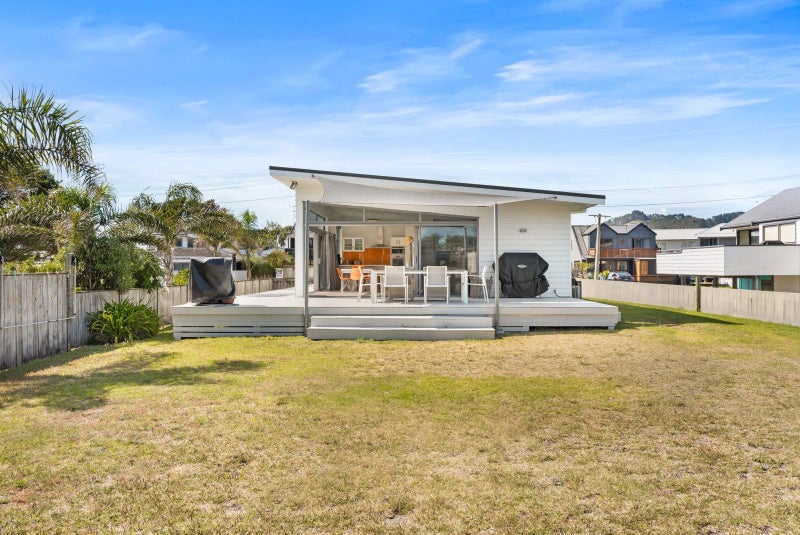 620 Ocean Road, Whangamatā - Carousel 2