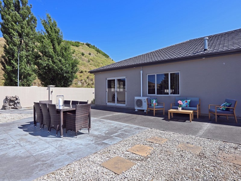 8 Syrah Place, Greenmeadows, Napier - Carousel 19