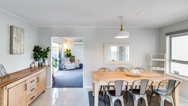 62 Rogers Road, Bay View, Napier - Carousel 1