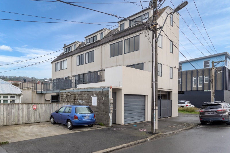 72D Daniell Street, Newtown, Wellington - Carousel 1