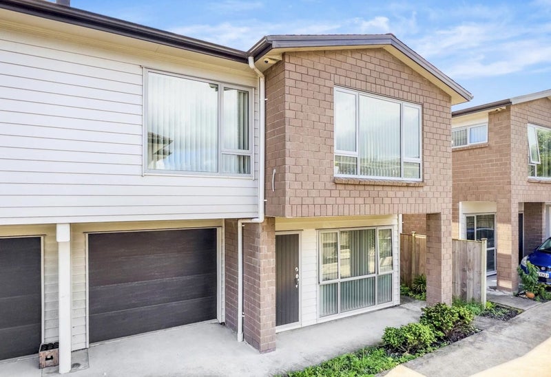 3/2 Princes Avenue, Three Kings, Auckland - Carousel 1