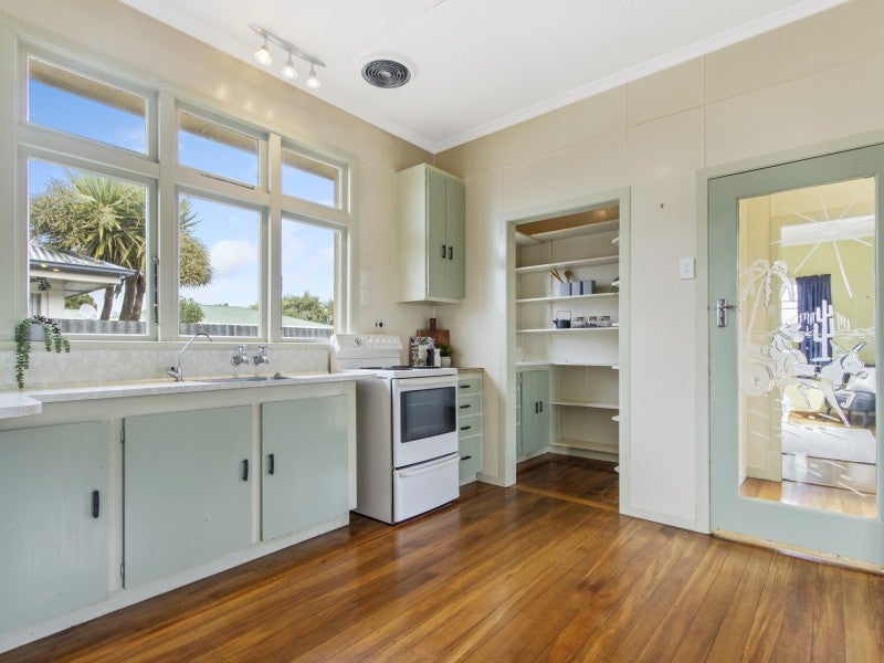 81 Saturn Street, Strathern, Invercargill - Carousel 2