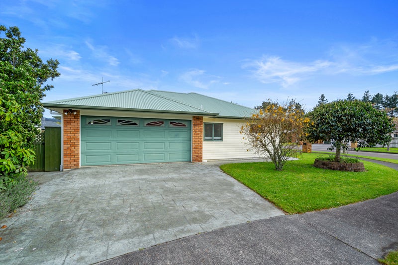 10 Woodland Grove, Wainuiomata, Lower Hutt - Carousel 16