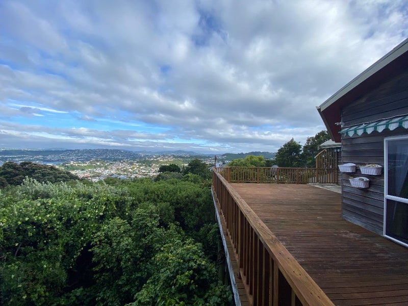 89 Seatoun Heights Road, Seatoun, Wellington - Carousel 1