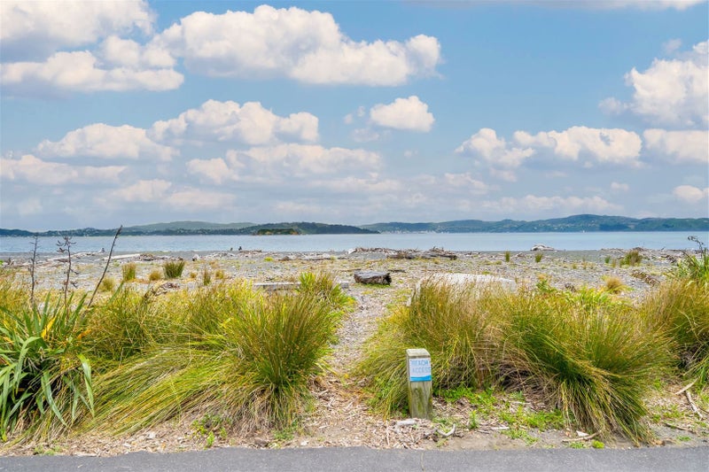 26 Tuatoru Street, Eastbourne, Lower Hutt - Carousel 22