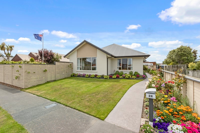 24 Anglesea Avenue, Parklands, Christchurch - Carousel 1