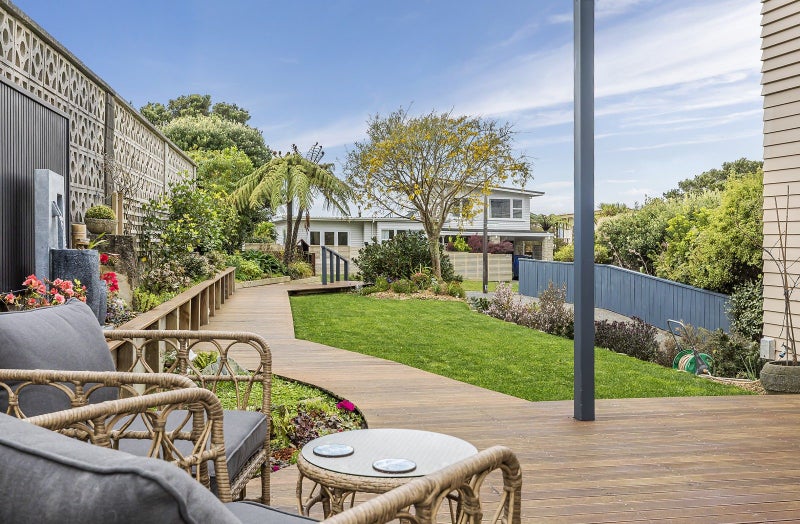 22 Kingston Heights Road, Kingston, Wellington - Carousel 2