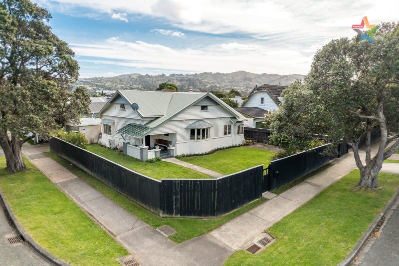 18 Riddiford Street, Woburn, Lower Hutt - Carousel 1