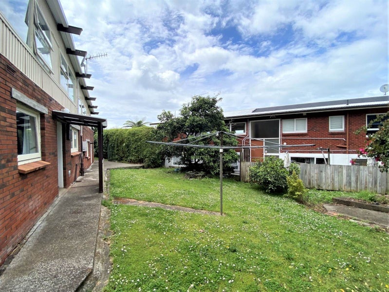 21 Sylvan Park Avenue, Milford, Auckland - Carousel 26