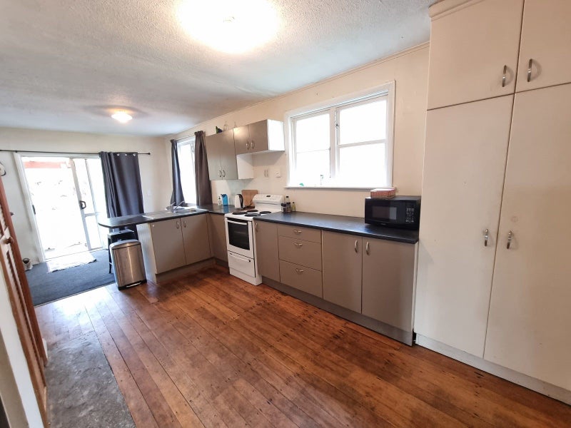 10 Herald Street, Dobson, Greymouth - Carousel 2