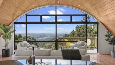 739 Scenic Drive, Henderson Valley, Auckland - Carousel 1