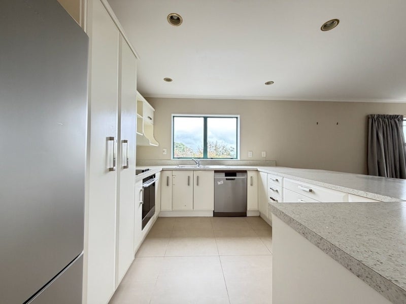 1/9 Arawa Road, Hataitai, Wellington - Carousel 2