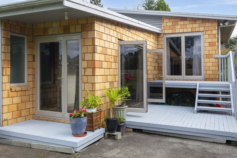 1/32 Motutāhae Street, Taupō - Carousel 2