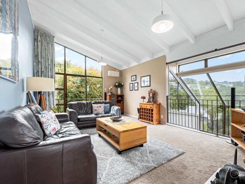 33B Pekanga Road, Normandale, Lower Hutt - Carousel 2