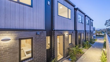 6/35 Renata Crescent, Te Atatu Peninsula, Auckland - Carousel 1