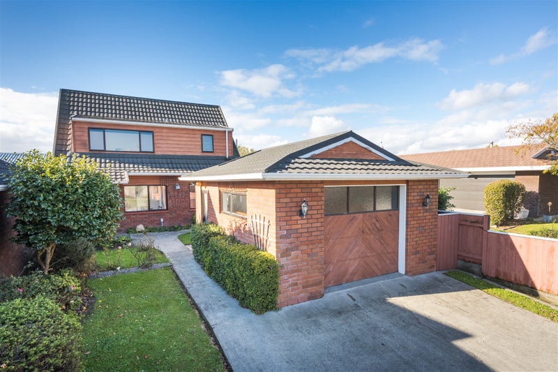 54 CHIPPENDALE Crescent, Highbury, Palmerston North - Carousel 1