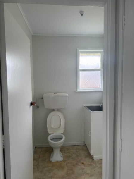 1/35 Alexander Avenue, Papatoetoe, Auckland - Carousel 1