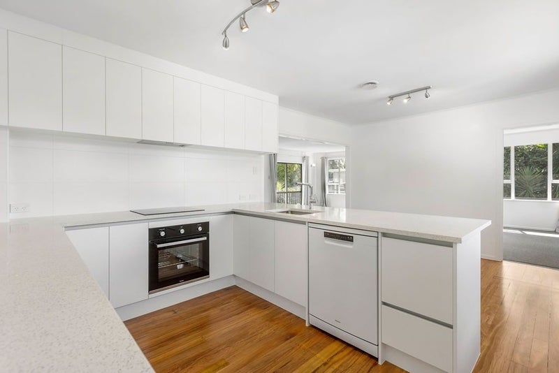 167A Methuen Road, New Windsor, Auckland - Carousel 2