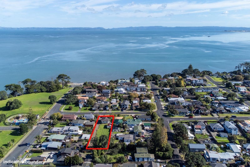 3 Ocean View Road, Weymouth, Auckland - Carousel 2
