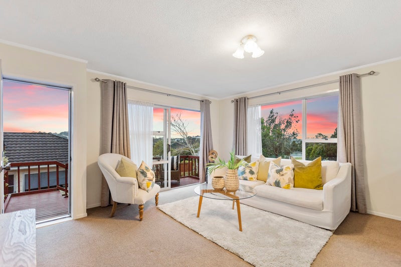 1/24 Bayview Road, Bayview, Auckland - Carousel 2