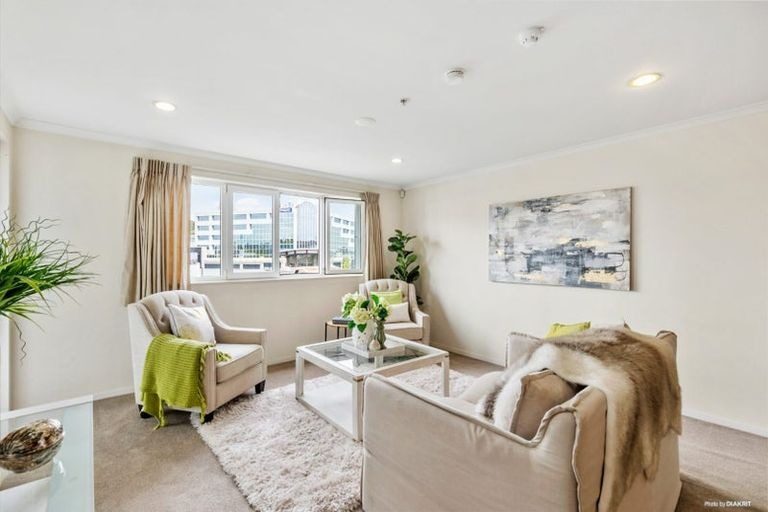 407/26 Remuera Road, Newmarket, Auckland - Carousel 1