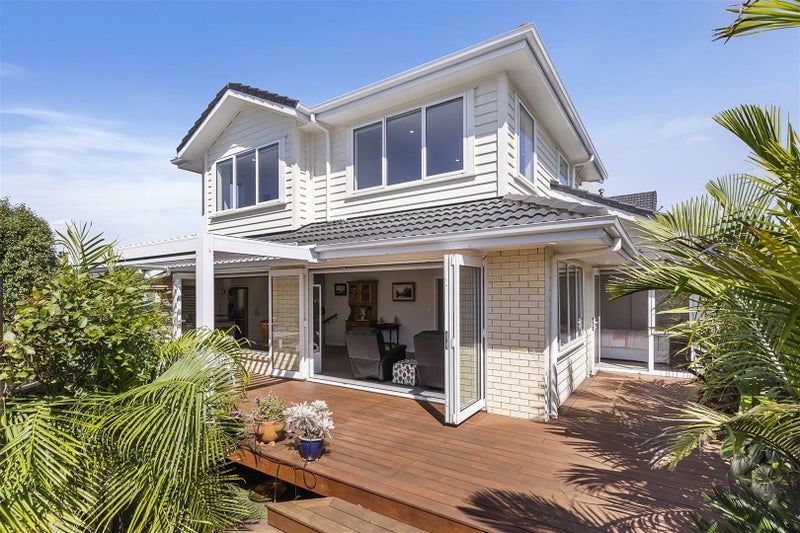 2/67 Nelson Street, Howick, Auckland - Carousel 1