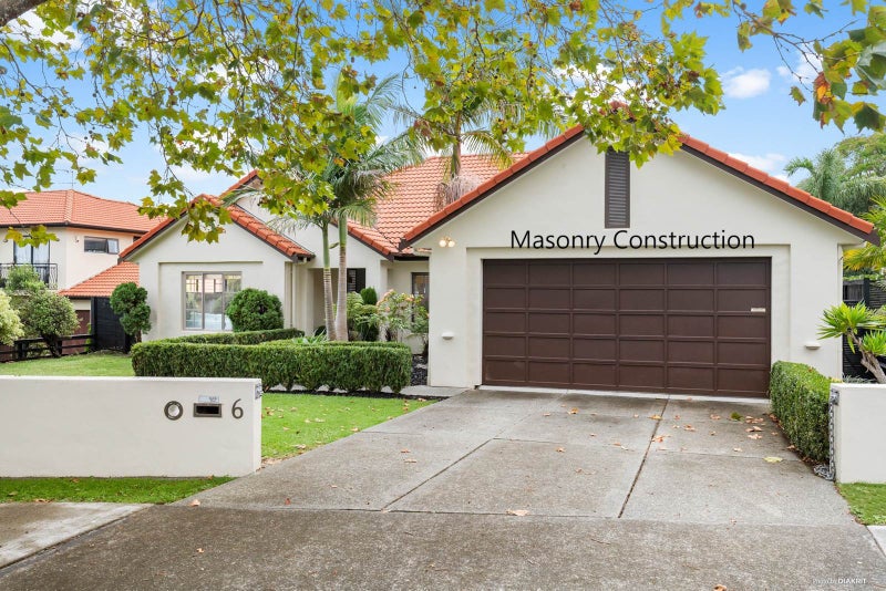 6 Brooke Ridge Rise, East Tamaki Heights, Auckland - Carousel 1