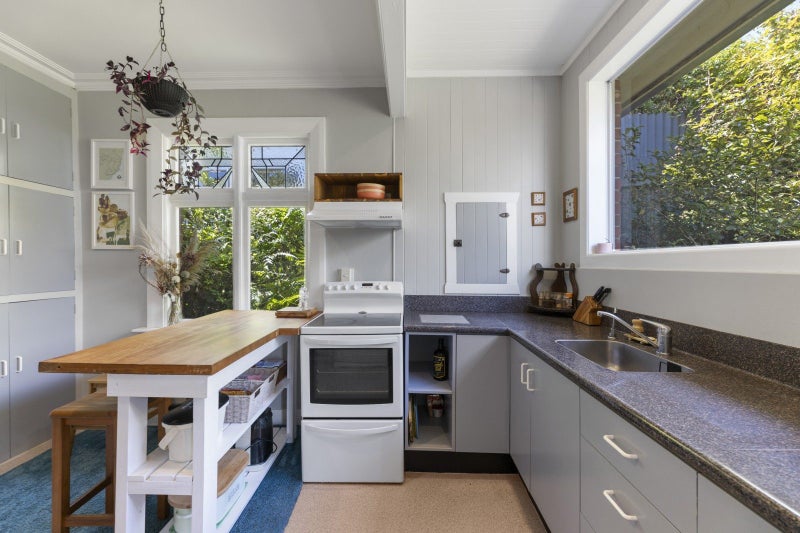 11 Mary Street, Port Chalmers, Dunedin - Carousel 2