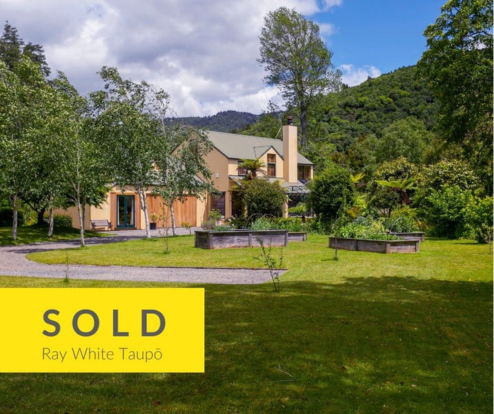 23 Humu Street, Turangi - Carousel 1