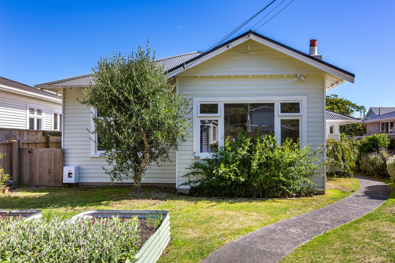 254 Muritai Road, Eastbourne, Lower Hutt - Carousel 30