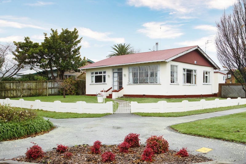 4 Silvester Street, Woolston, Christchurch - Carousel 1