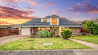 2/39 Dalwhinnie Parade, Highland Park, Auckland - Carousel 1