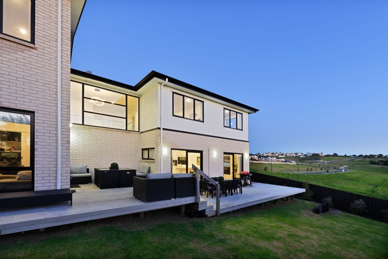 100 Parkview Drive, Gulf Harbour, Whangaparaoa - Carousel 1