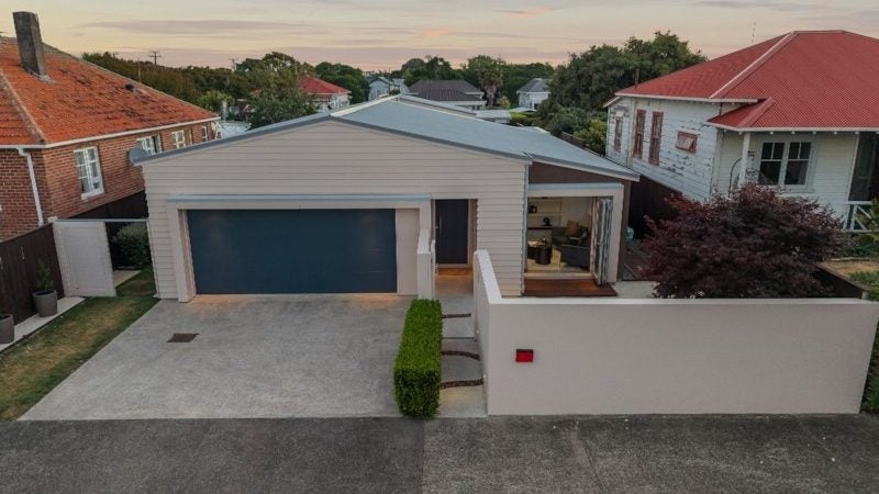 25 Tranmere Road, Sandringham, Auckland - Carousel 1