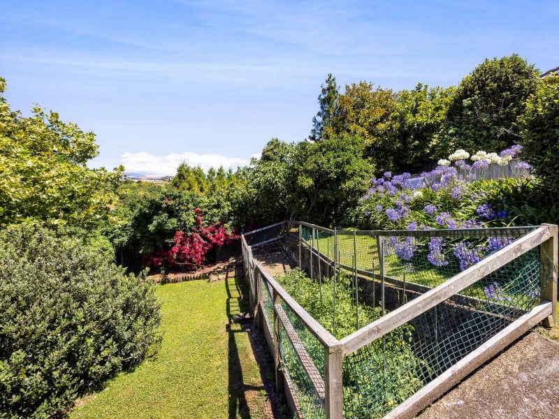 77 Omata Road, Marfell, New Plymouth - Carousel 2