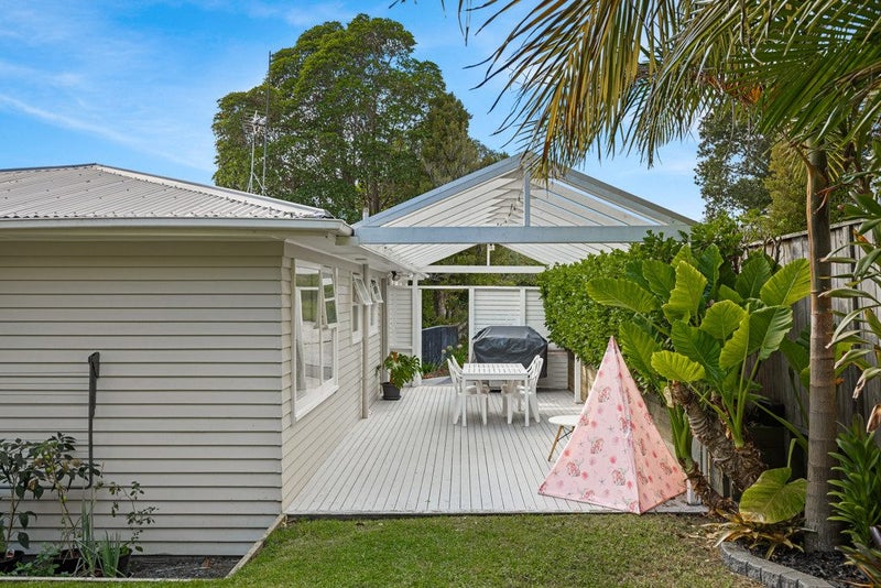 39 Keegan Drive, Massey, Auckland - Carousel 1