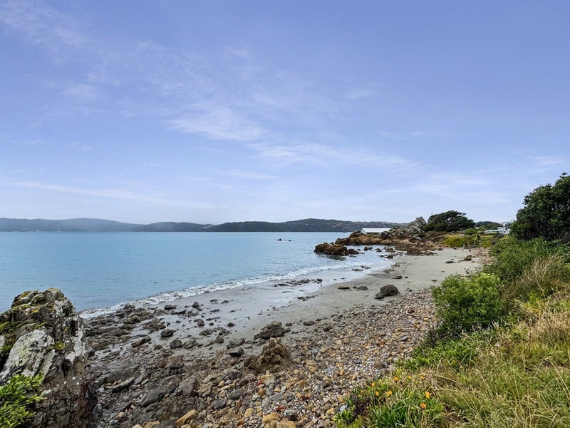 123 Marine Parade, Seatoun, Wellington - Carousel 27
