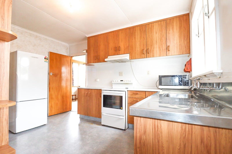 40 Gordon Street, Dannevirke - Carousel 2