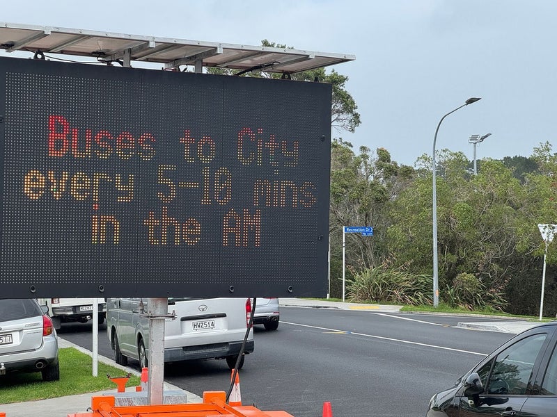 3E/20 Ian Marwick Place, Birkenhead, Auckland - Carousel 10