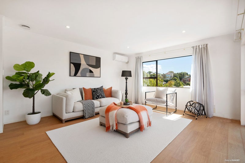 2/13 Naviti Place, Browns Bay, Auckland - Carousel 1