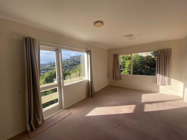 61 Chartwell Drive, Crofton Downs, Wellington - Carousel 1