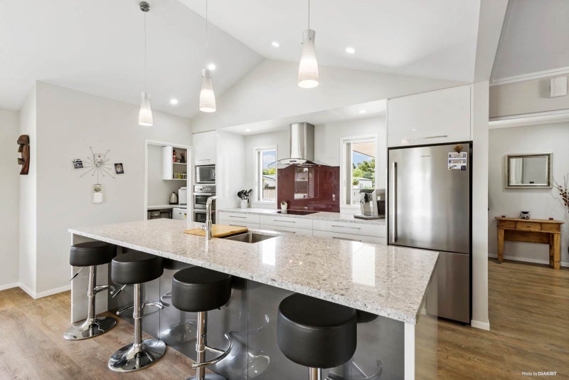 48 George Crescent, Buckland, Pukekohe - Carousel 2