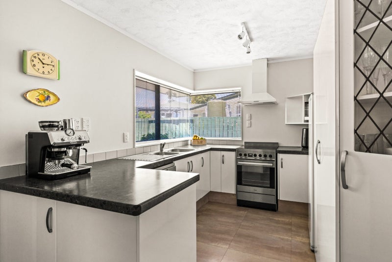 82B Church Road, Taradale, Napier - Carousel 2