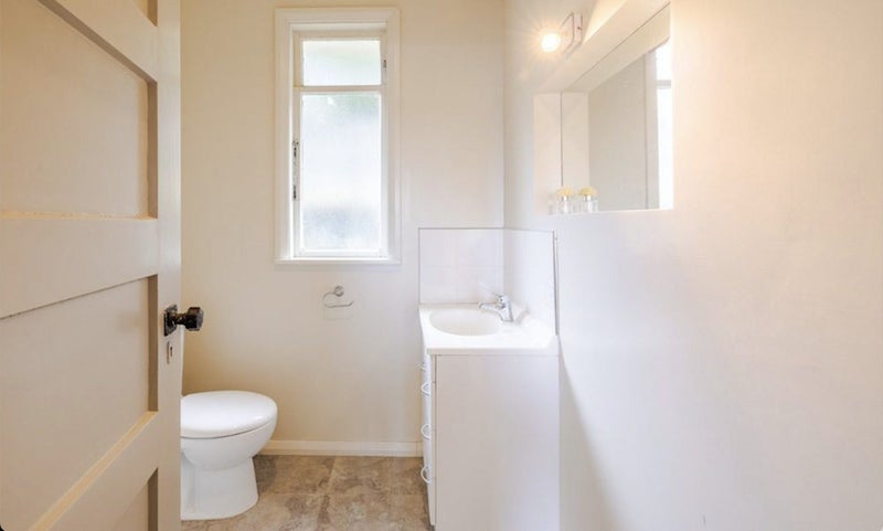 116 Oakwood Avenue, Balaclava, Dunedin - Carousel 13