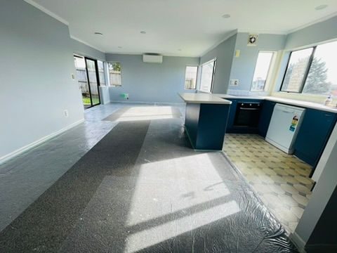 5 Blueridge Close, Sunnyvale, Auckland - Carousel 2