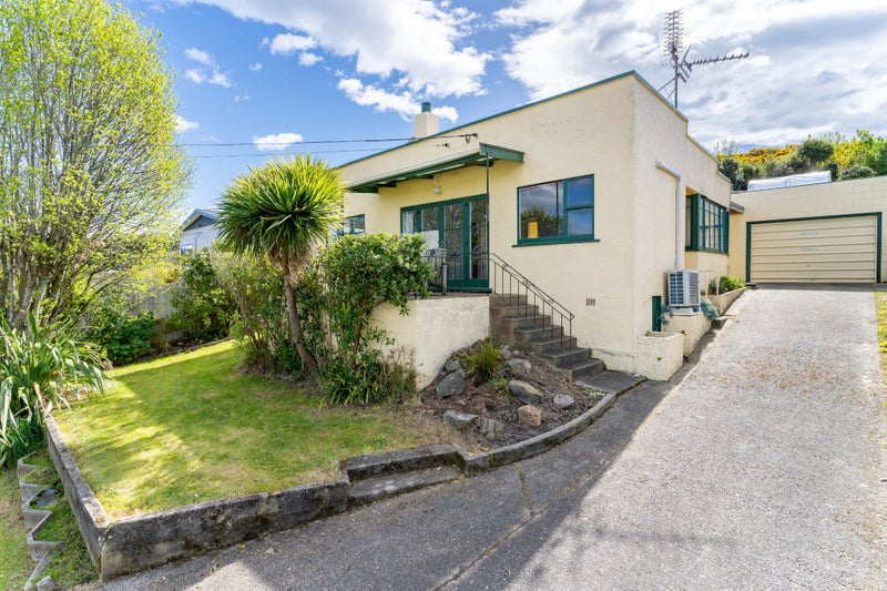 31 McIntosh Road, Brighton, Dunedin - Carousel 1