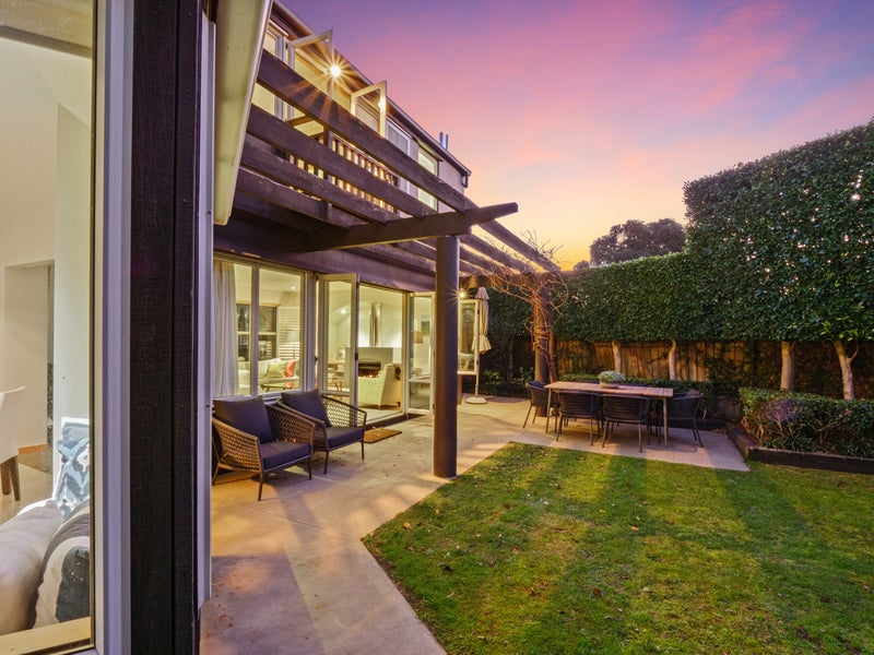 34A Oxford Terrace, Devonport, Auckland - Carousel 1