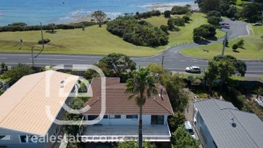1277 Whangaparaoa Road, Gulf Harbour, Whangaparaoa - Carousel 1