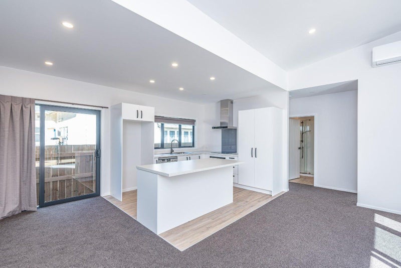 31 Tawa Street, Gonville, Whanganui - Carousel 2