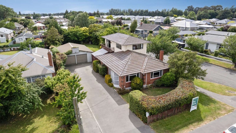 39 Albert Street, Netherby, Ashburton - Carousel 1